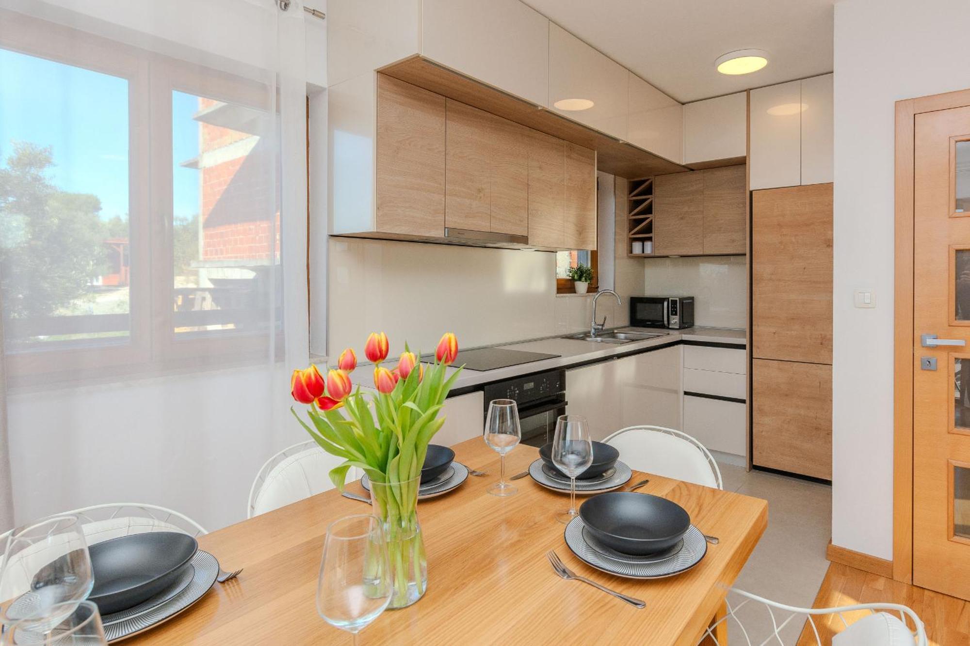 Holiday Home Lucy Pakostane Luaran gambar