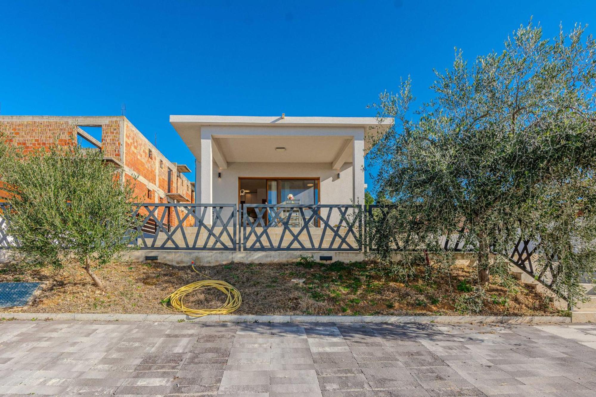 Holiday Home Lucy Pakostane Luaran gambar